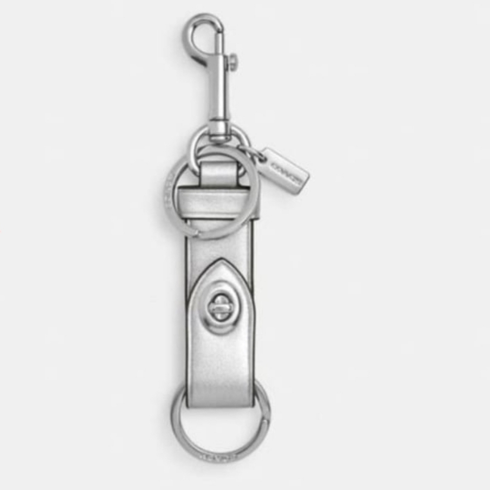 Coach CW562 Silver Trigger Snap Bag Charm Turnlock Split Key Ring Leather NWT
